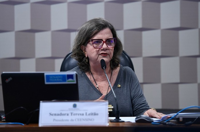 Novo ensino médio pode aumentar evasão escolar, afirma diretor do MEC