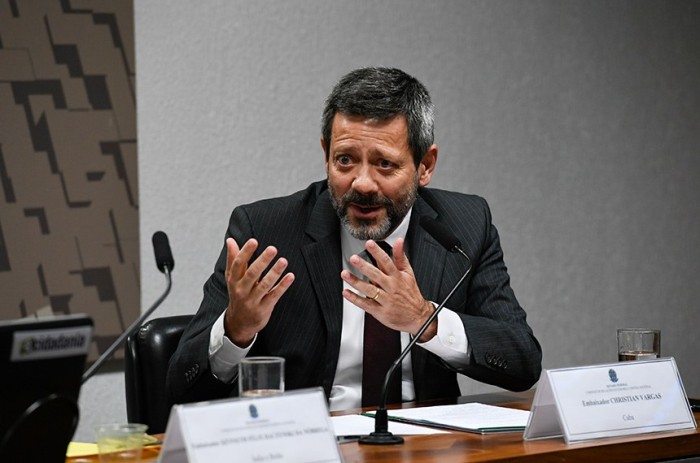 CRE aprova novo embaixador em Cuba