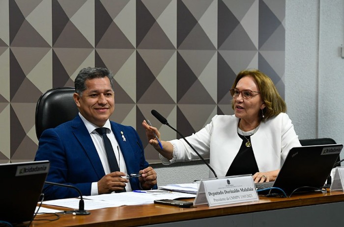 Debatedores apoiam foco na qualidade da formação no Mais Médicos