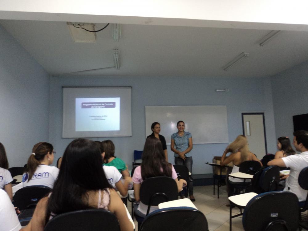 Cursos gratuitos da prefeitura garantem graduação para jovens pobres