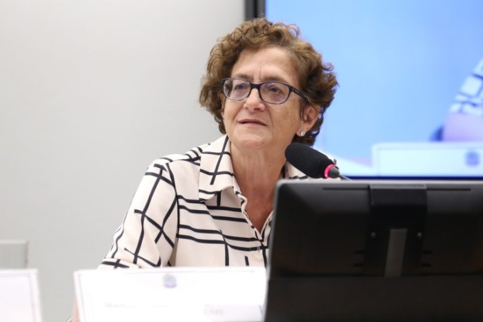 Educação, legislação e convivência entre as gerações podem diminuir preconceito contra idosos