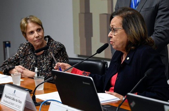 Comissão de MP que prorroga leis sobre licitação elege presidente e inicia trabalho