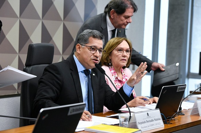 MP do Mais Médicos segue para votação na Câmara