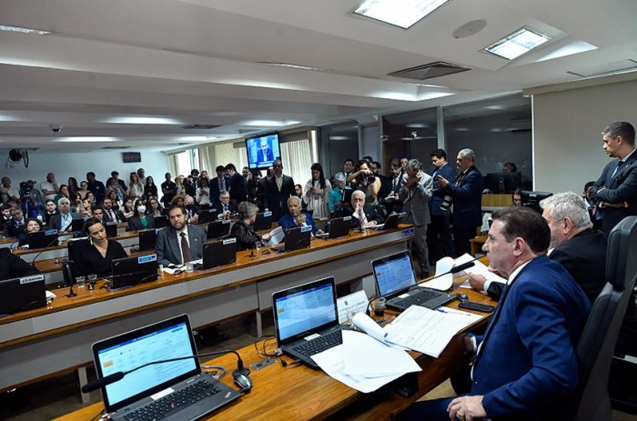 CAE analisa novo arcabouço fiscal e desoneração da folha na terça