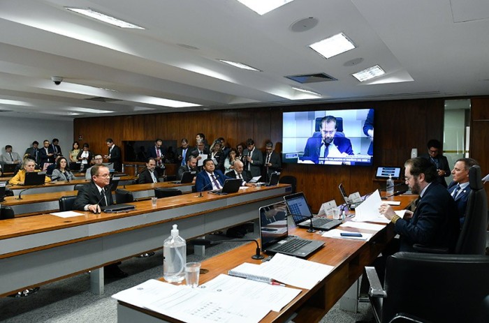 CPI vai investigar repasses de verbas a ONGs na Amazônia