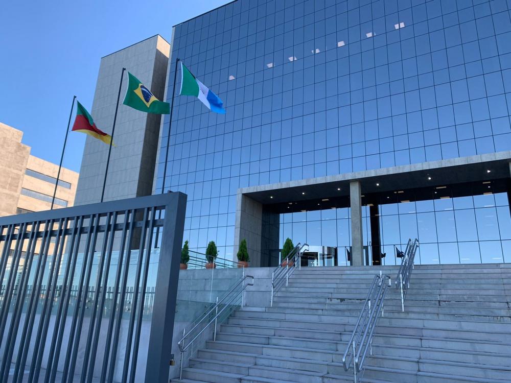 Juíza diz que bandido que atira na polícia para se defender não configura tentativa de homicídio