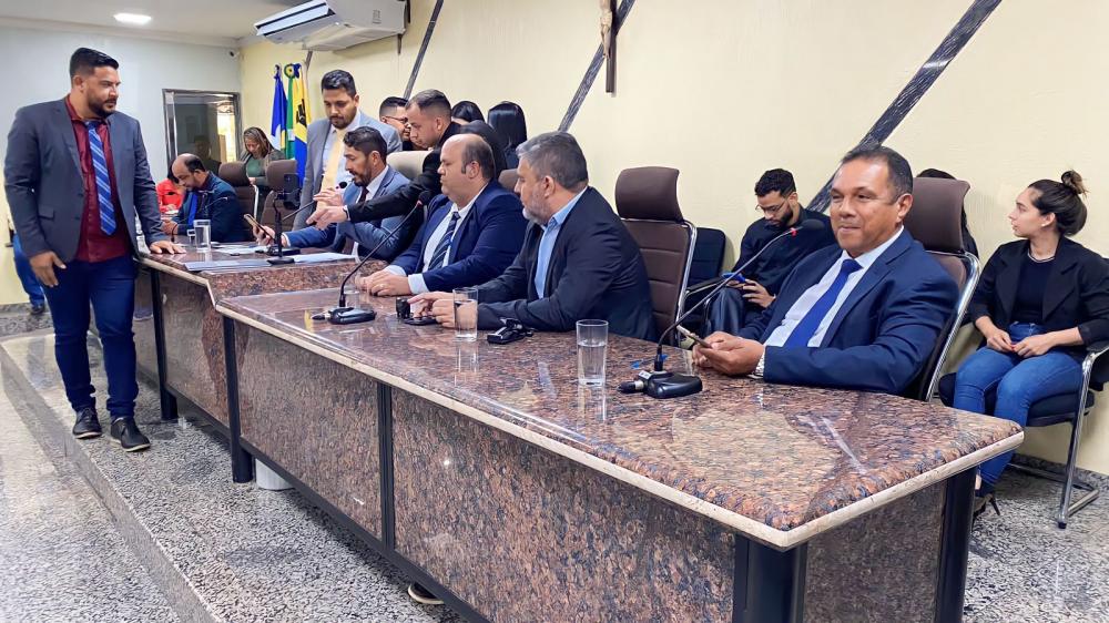Agenda flexível dos vereadores de Porto Velho permite “pérolas” memoráveis, como a criação de CPI para discutir aumento de combustíveis